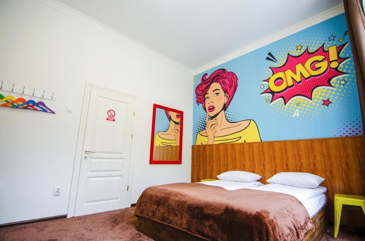 Pop Art Hostel Liov Exterior foto