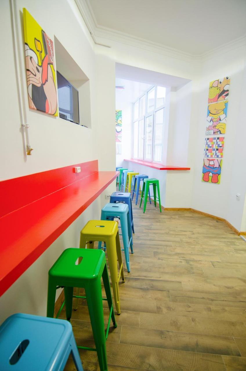Pop Art Hostel Liov Exterior foto
